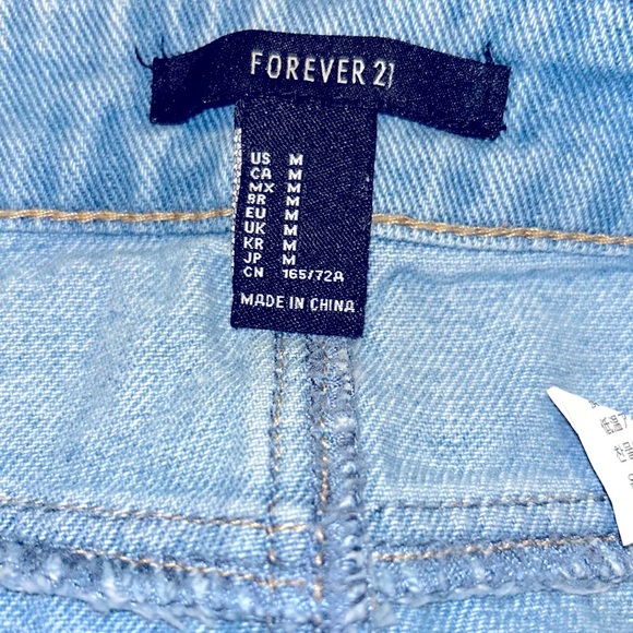 $11 Forever 21 mini skirt size medium light jeans blue - Picture 2 of 4